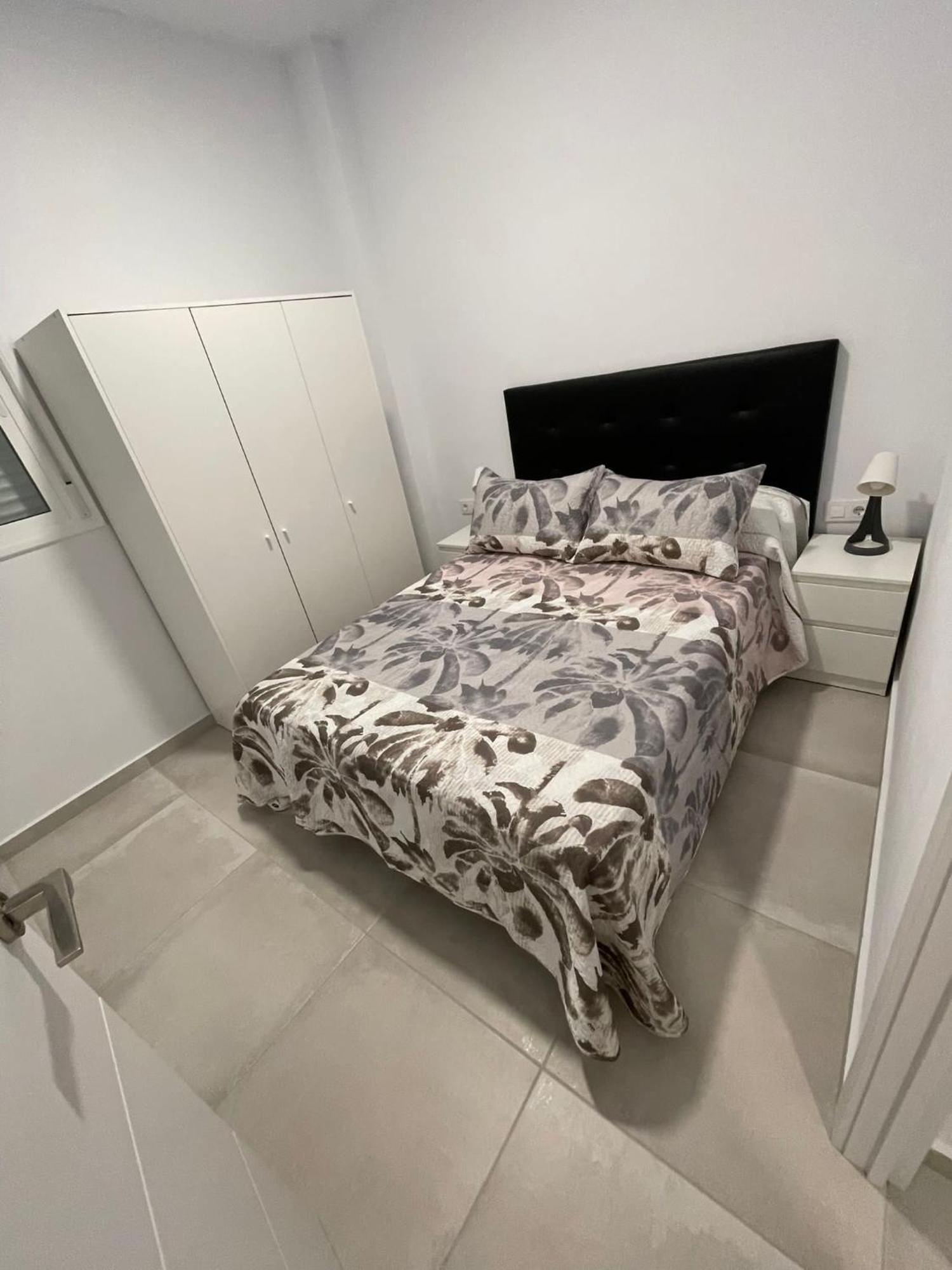 Apartments Jota Barcelona Exterior photo